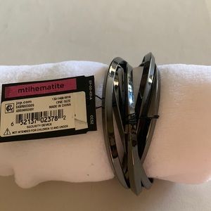 NWT Hematite non-magnetic bracelet